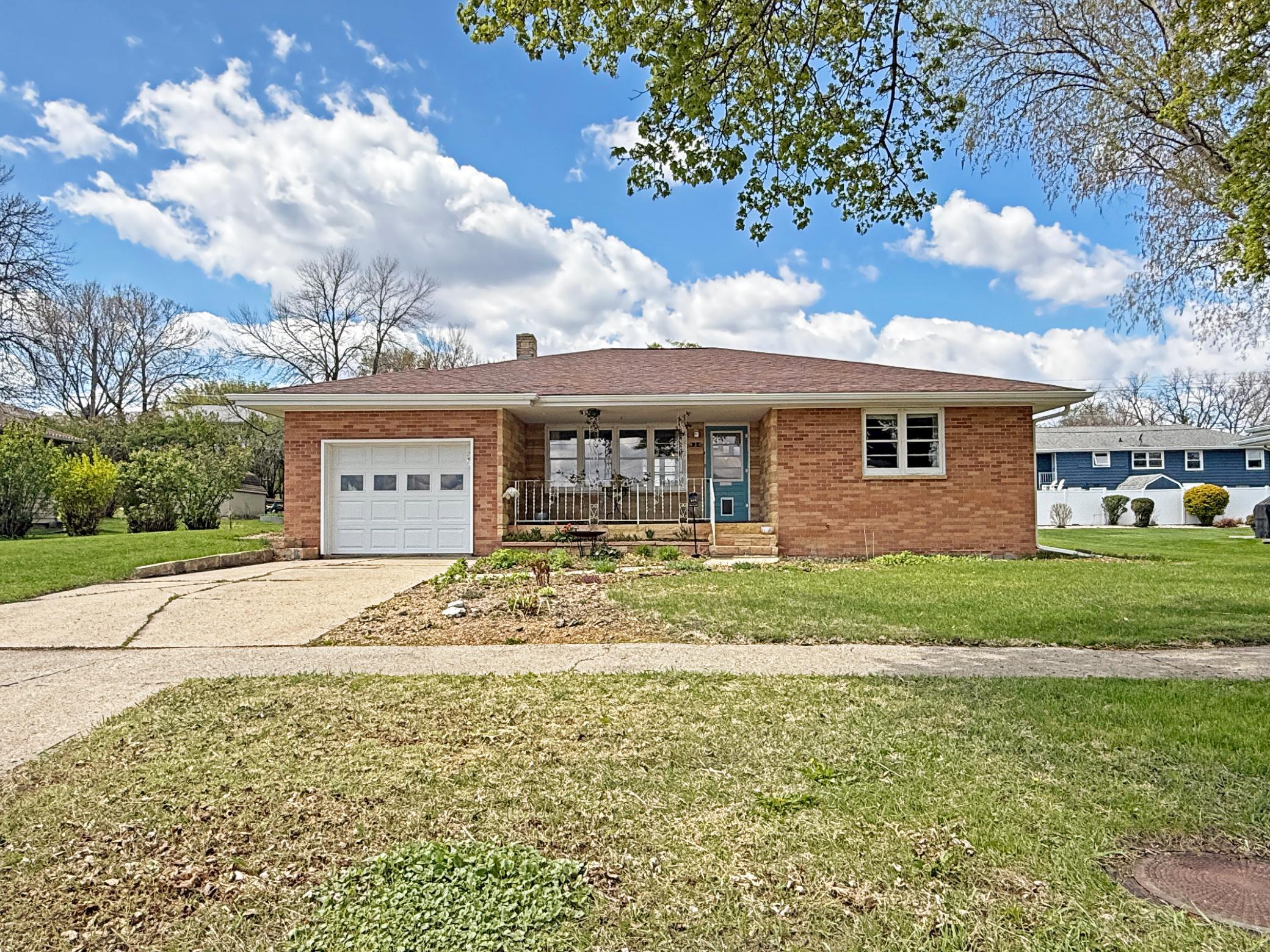7064766