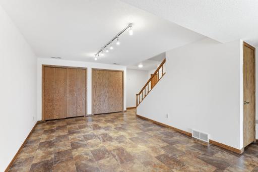 70 Valley Lane, Hastings, MN 55033