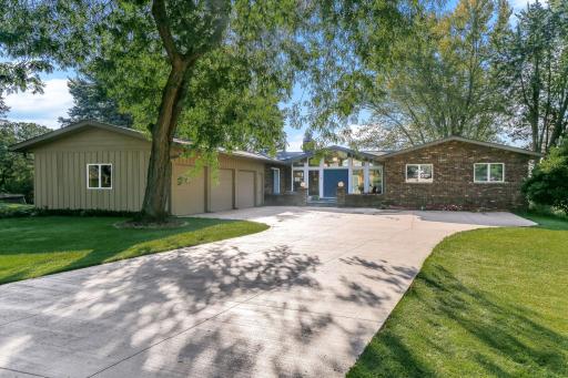 70 Valley Lane, Hastings, MN 55033