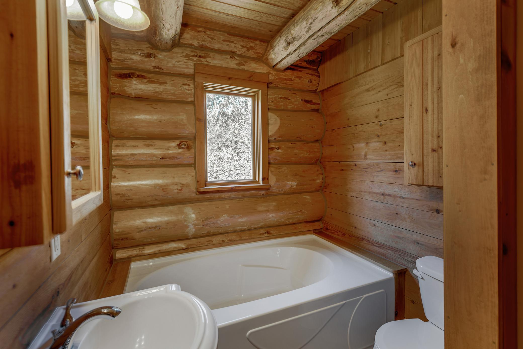 Full Bath Main Floor