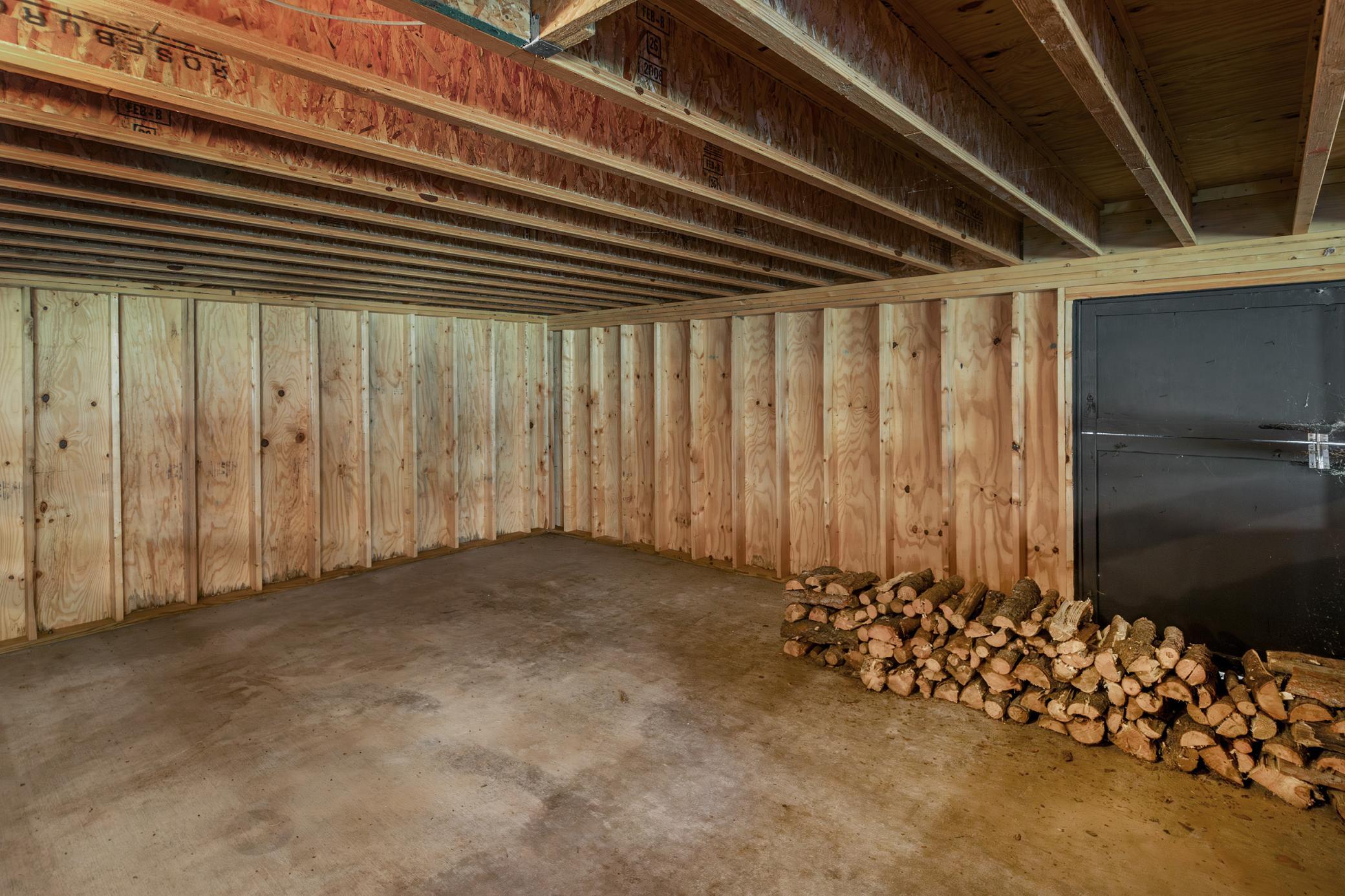 Animal Pen (2 half barn doors)