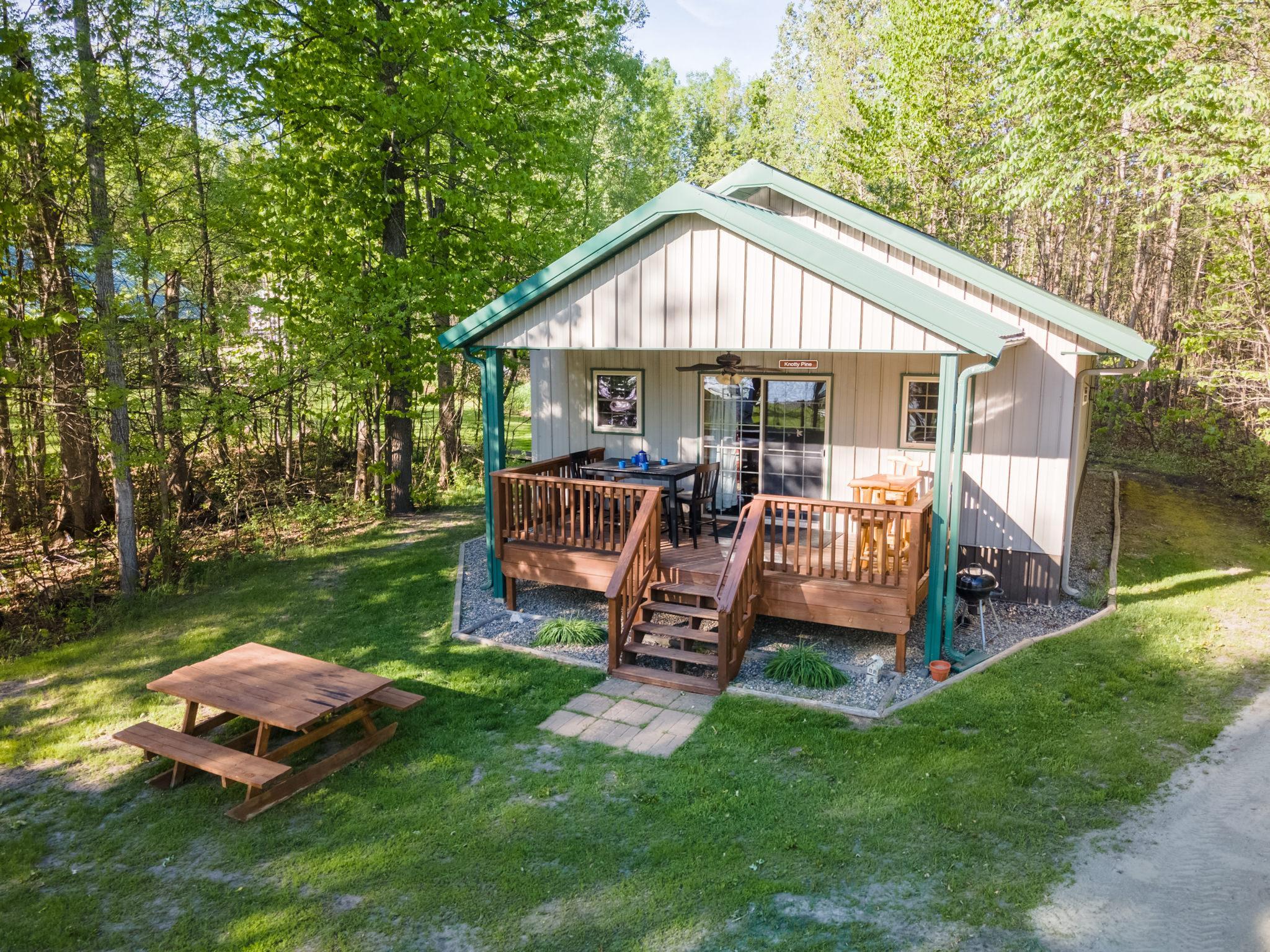 Knotty Pine 1.jpg