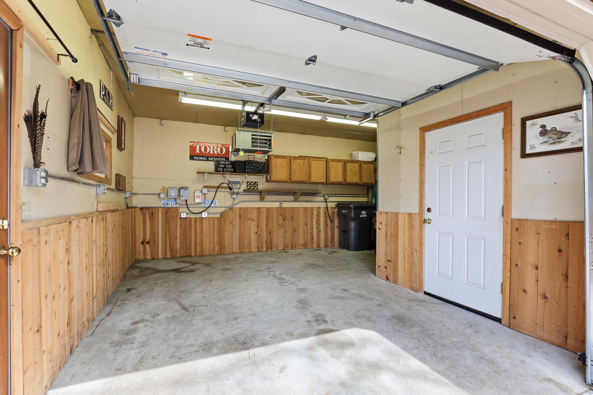 59-web-or-mls-16048-Baywood-Ln-59.jpg