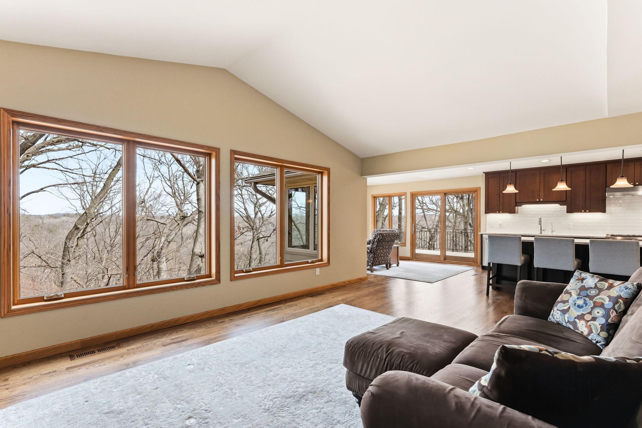 11-web-or-mls-16048-Baywood-Ln-11.jpg