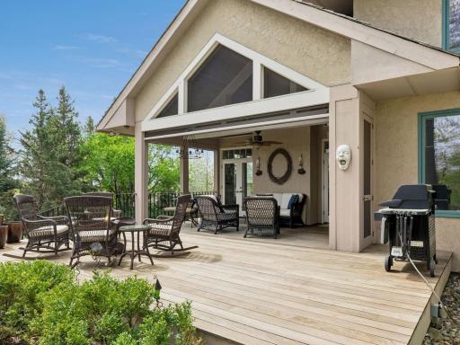 25 Bello Drive, Minneapolis, MN 55439