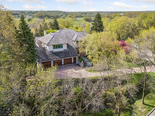 25 Bello Drive, Minneapolis, MN 55439