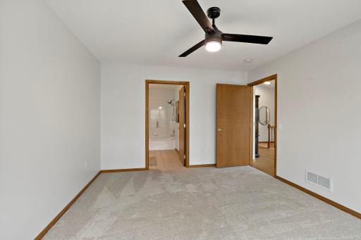 189 Wedgewood Drive, Saint Paul, MN 55115