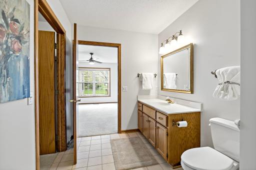 189 Wedgewood Drive, Saint Paul, MN 55115