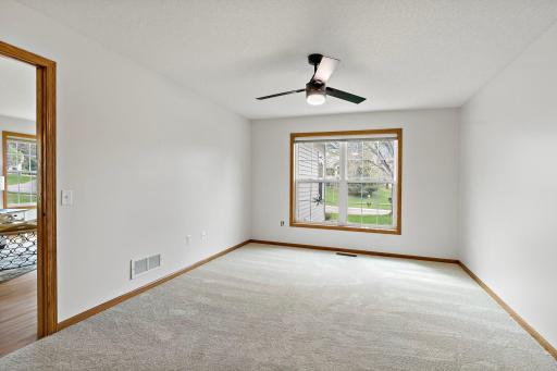 189 Wedgewood Drive, Saint Paul, MN 55115