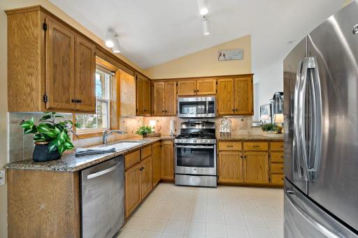 189 Wedgewood Drive, Saint Paul, MN 55115