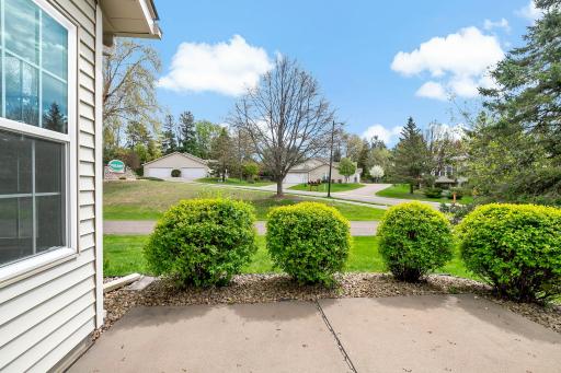 189 Wedgewood Drive, Saint Paul, MN 55115