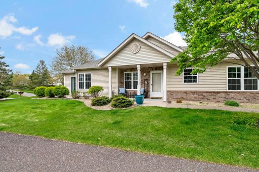 189 Wedgewood Drive, Saint Paul, MN 55115