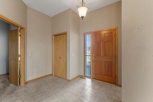 18067 Judicial Way S, Lakeville, MN 55044