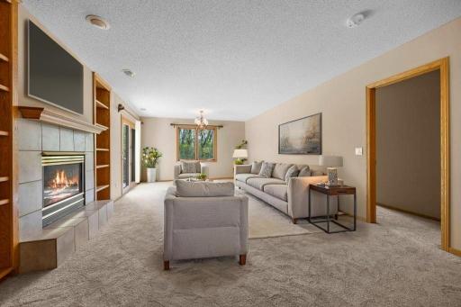 18067 Judicial Way S, Lakeville, MN 55044