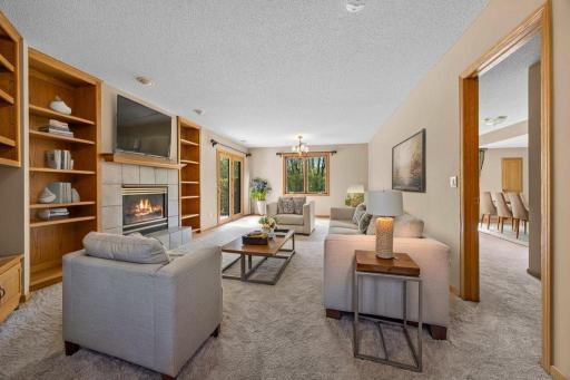 18067 Judicial Way S, Lakeville, MN 55044