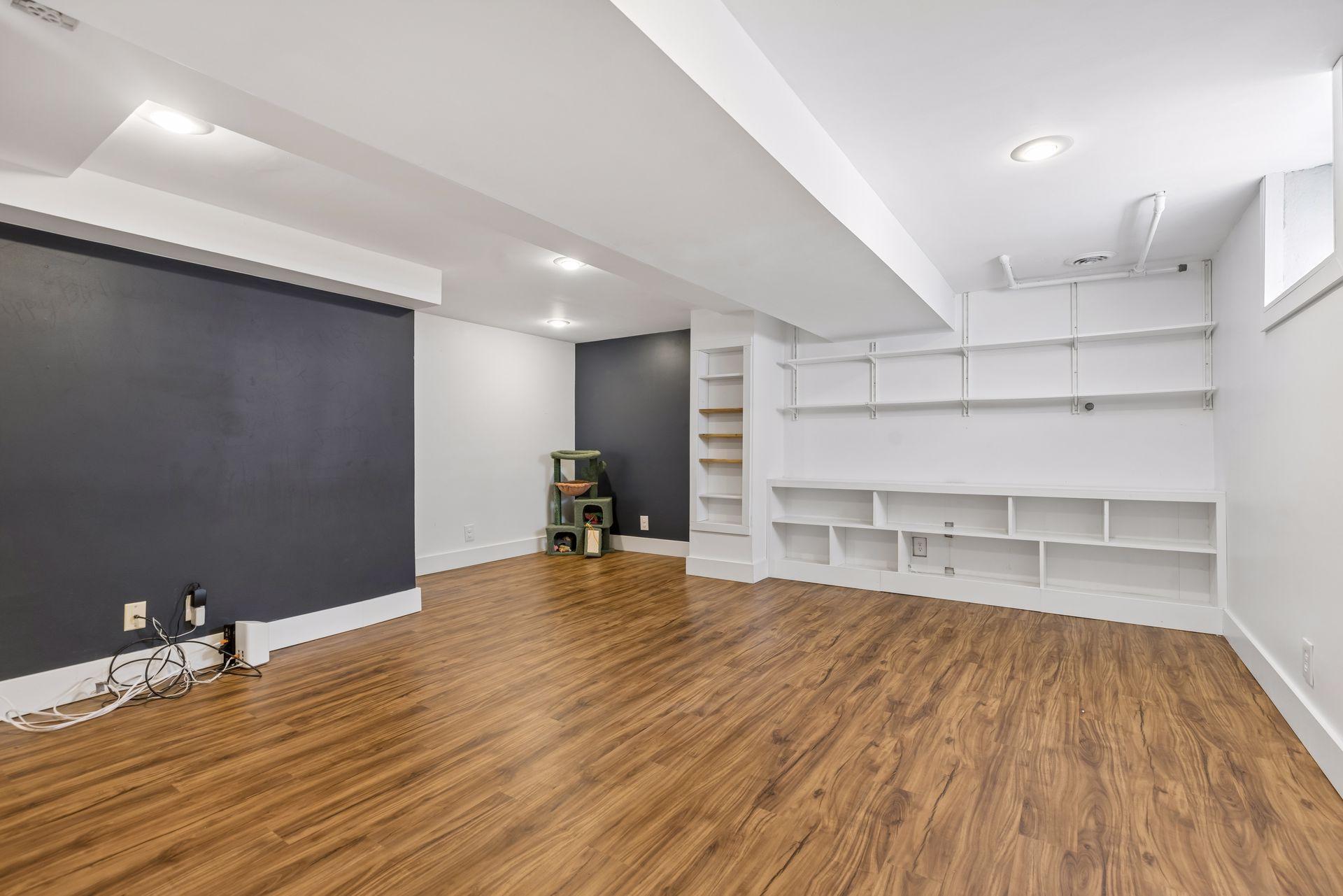 3148 Hampshire Avenue South - Spacecrafting - 0019.jpg