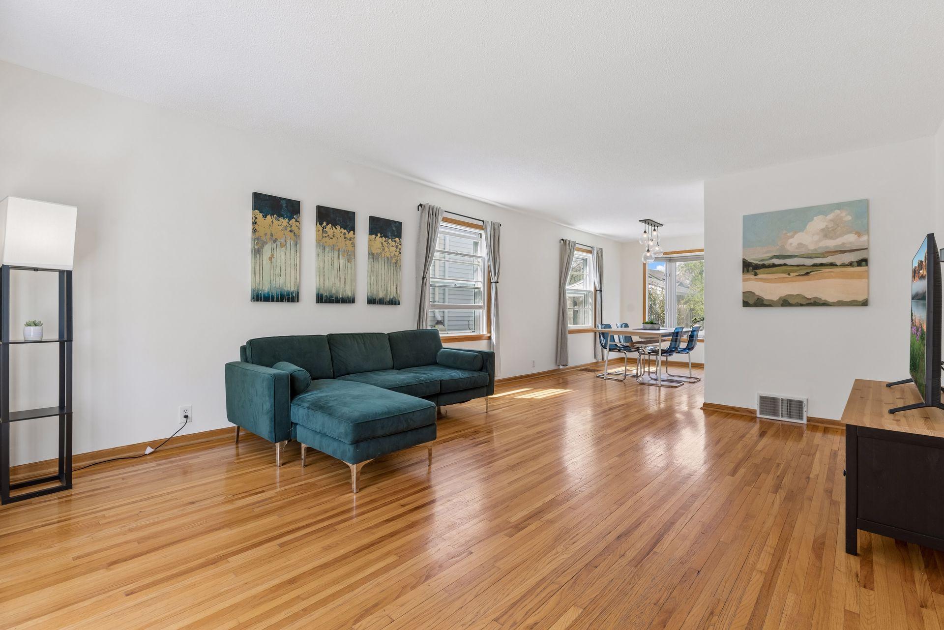 3148 Hampshire Avenue South - Spacecrafting - 0004.jpg