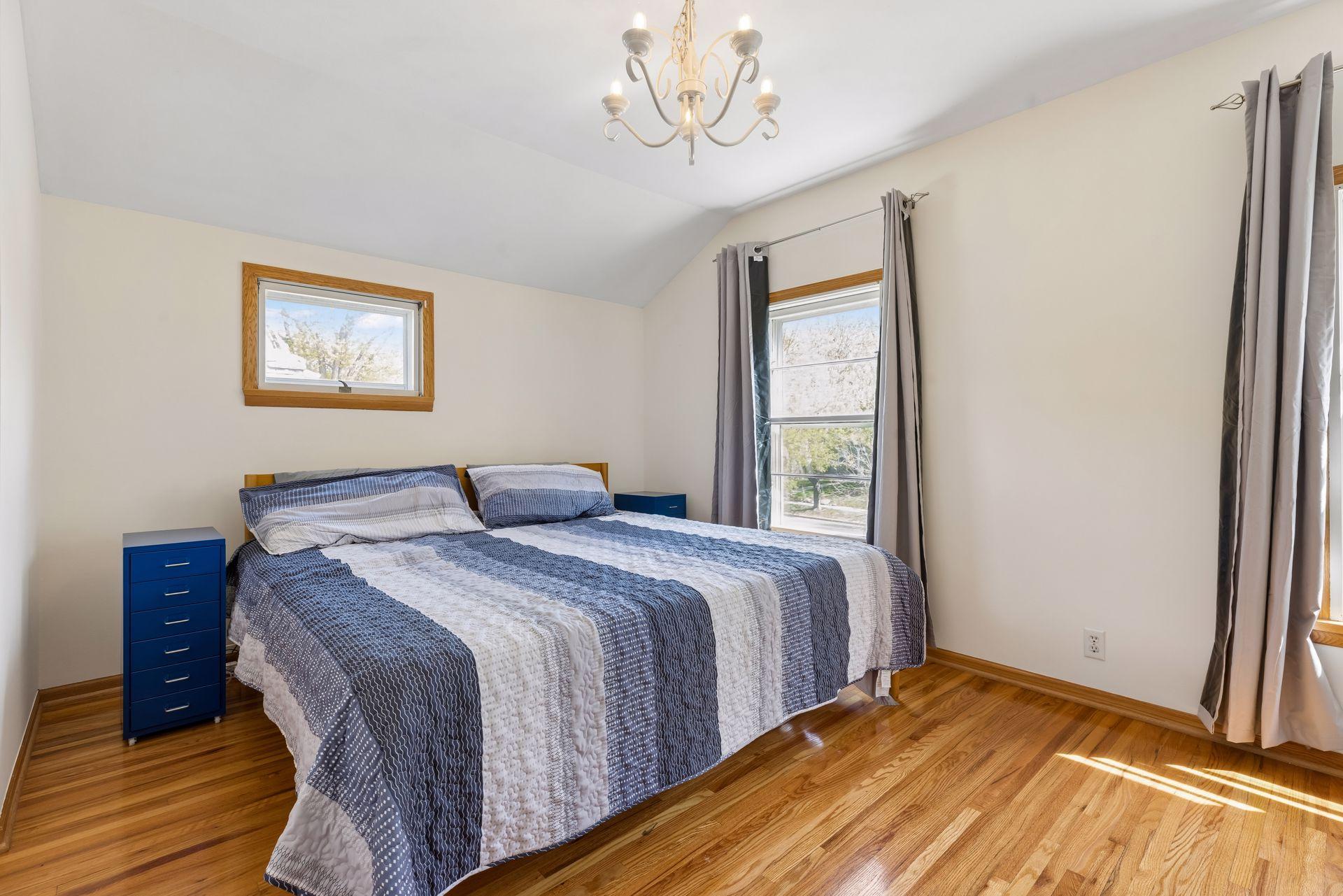 3148 Hampshire Avenue South - Spacecrafting - 0011.jpg