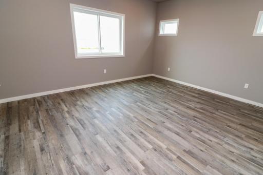 728 1st Avenue, Horace, ND 58047