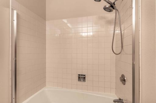1721 Minnehuta Drive, Fergus Falls, MN 56537