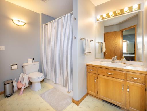 905 11th Street W, West Fargo, ND 58078
