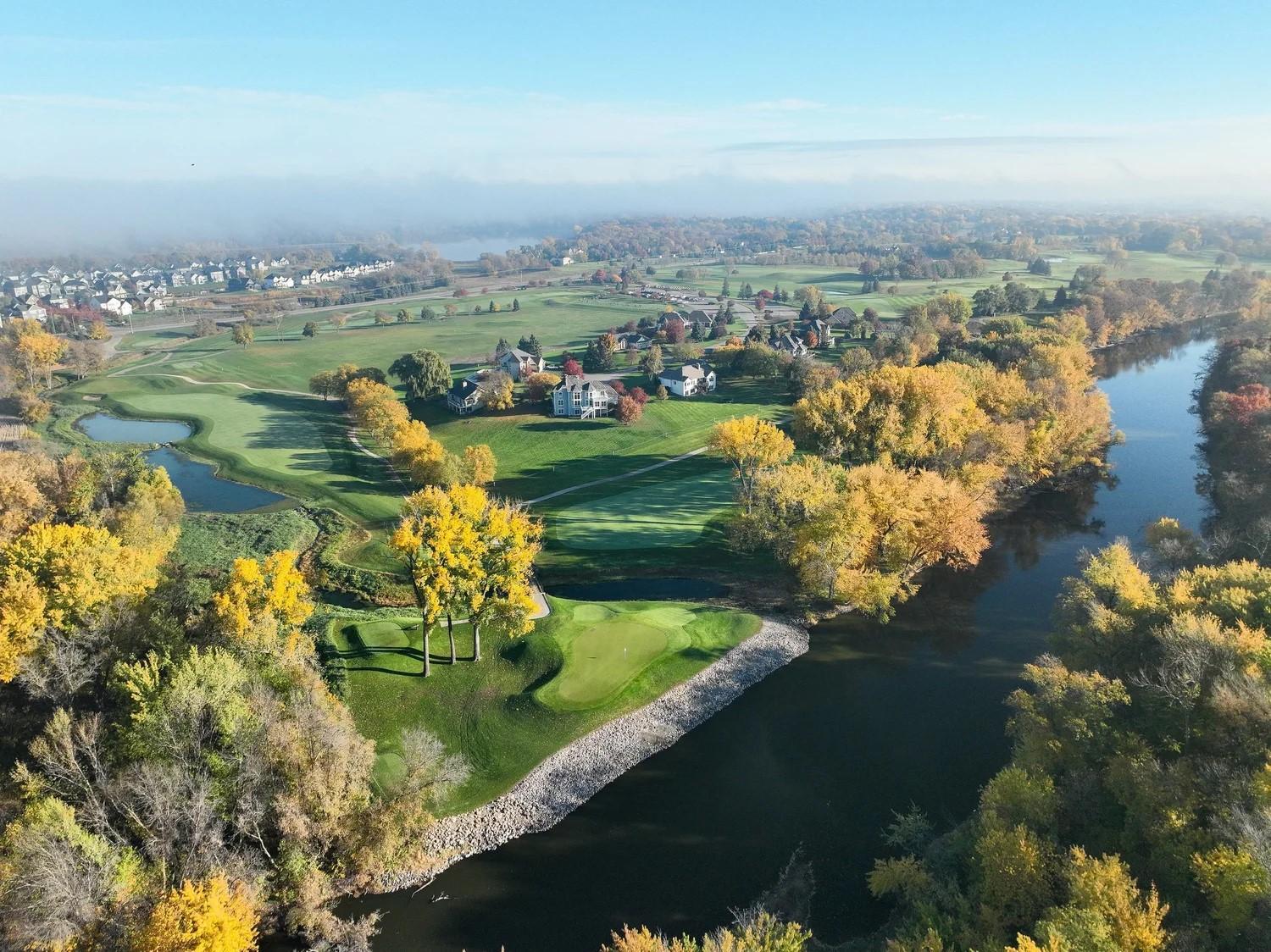 Nearby Fox Hollow Golf Course