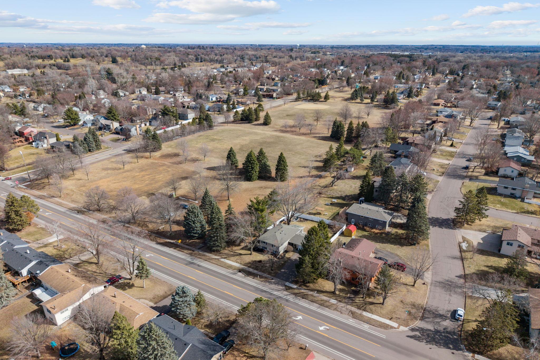 Park space to enjoy right nextdoor!