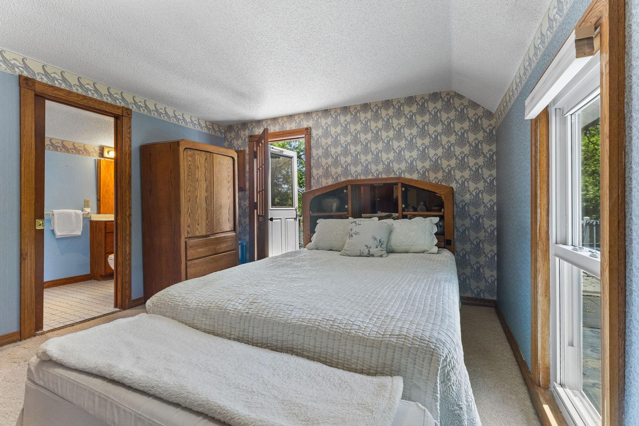 50-web-or-mls-19463 Proctor Rd NW-337.JPG