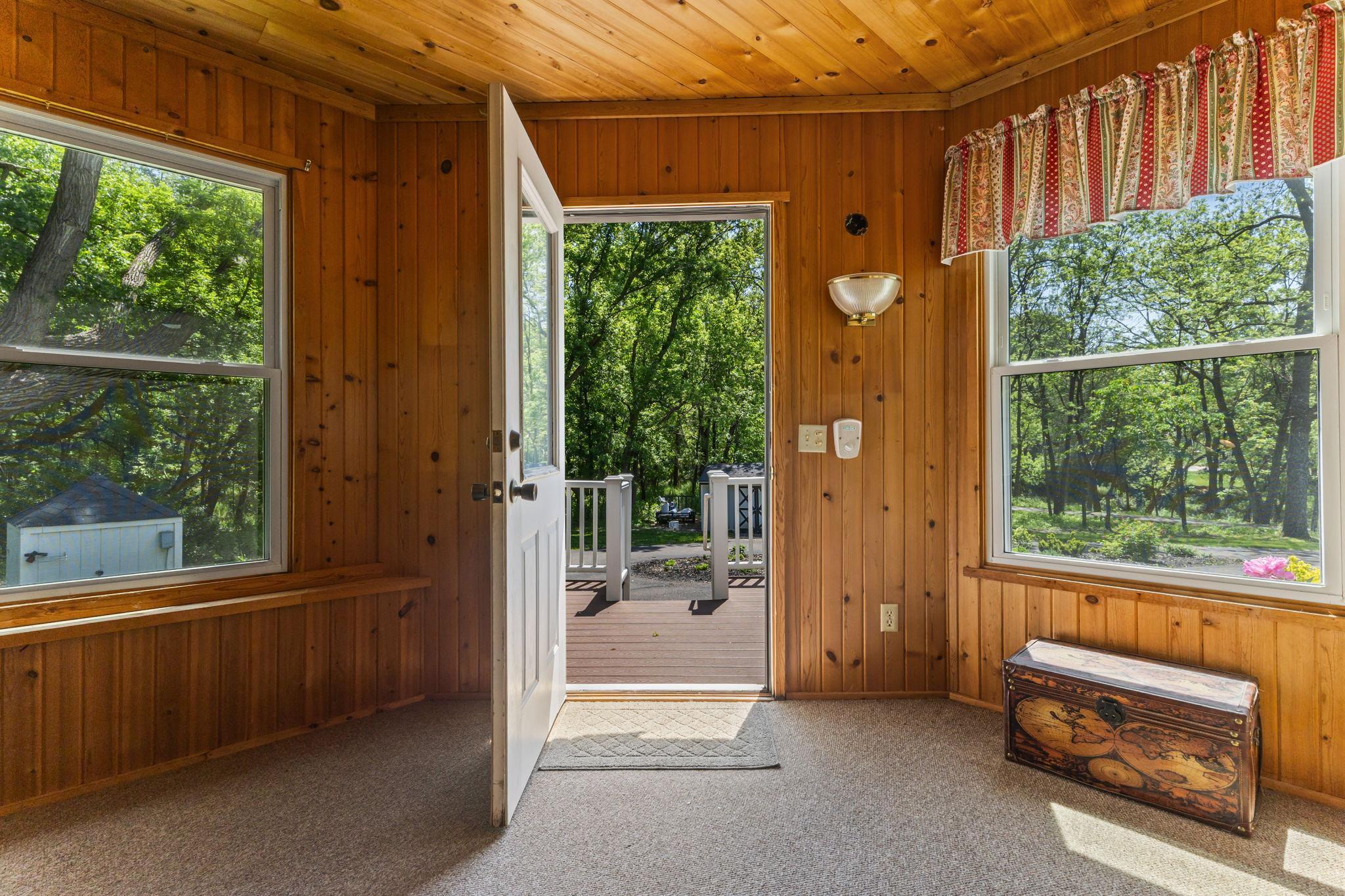 41-web-or-mls-19463 Proctor Rd NW-292.JPG