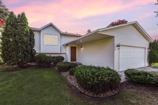 This charming 3BR/2BA split level blends comfort and convenience in a fantastic location.