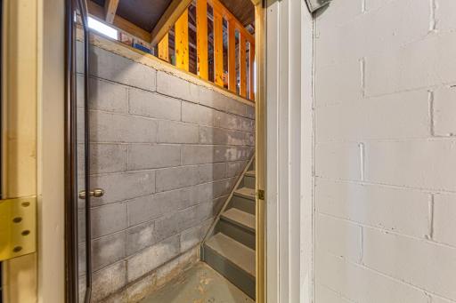 302 W Douglas Street, Arlington, MN 55307
