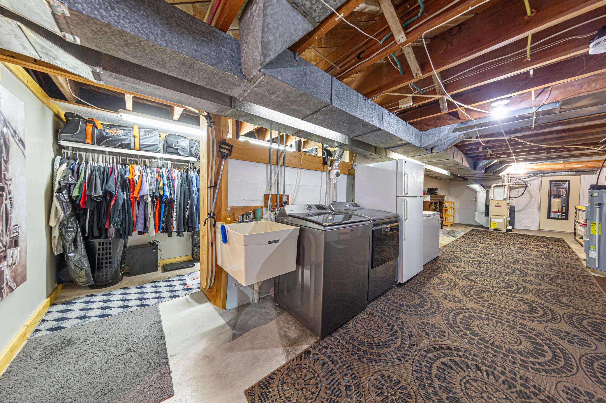 48 laundry_wic_lower.jpg