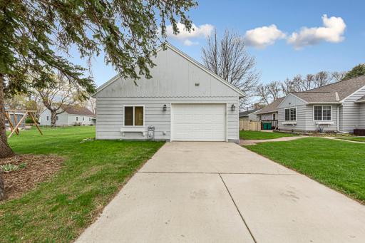 302 W Douglas Street, Arlington, MN 55307