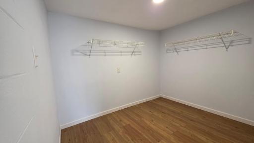 Walk in Closet.jpg