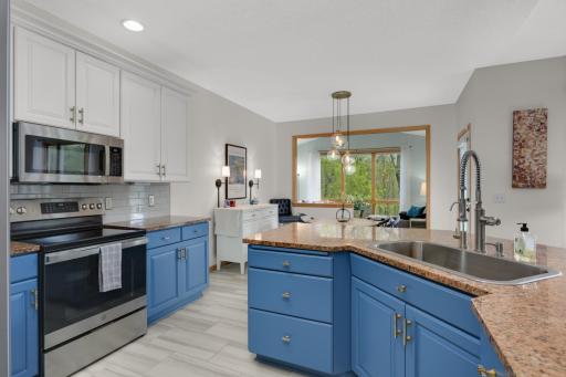 7980 Dunkirk Lane N, Maple Grove, MN 55311