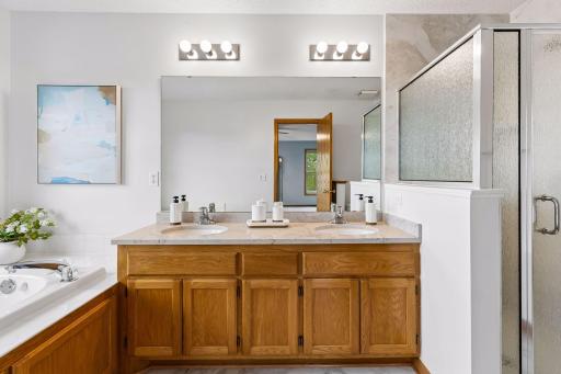 18224 88th Avenue North - Spacecrafting - 0032.jpg
