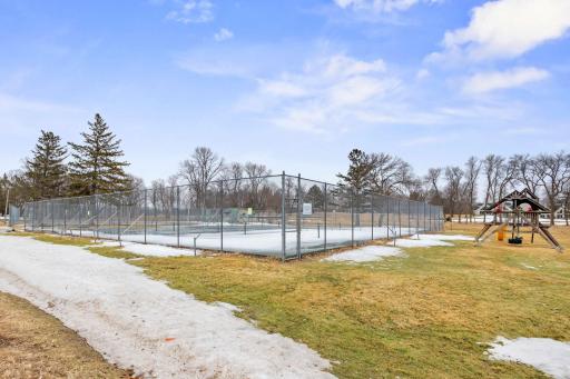 8536 Tuxedo Road, Onamia, MN 56359