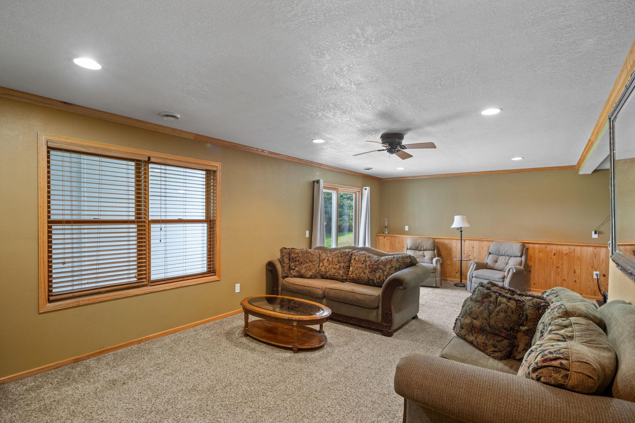 48-web-or-mls-2723-174th-ave-ne.jpg