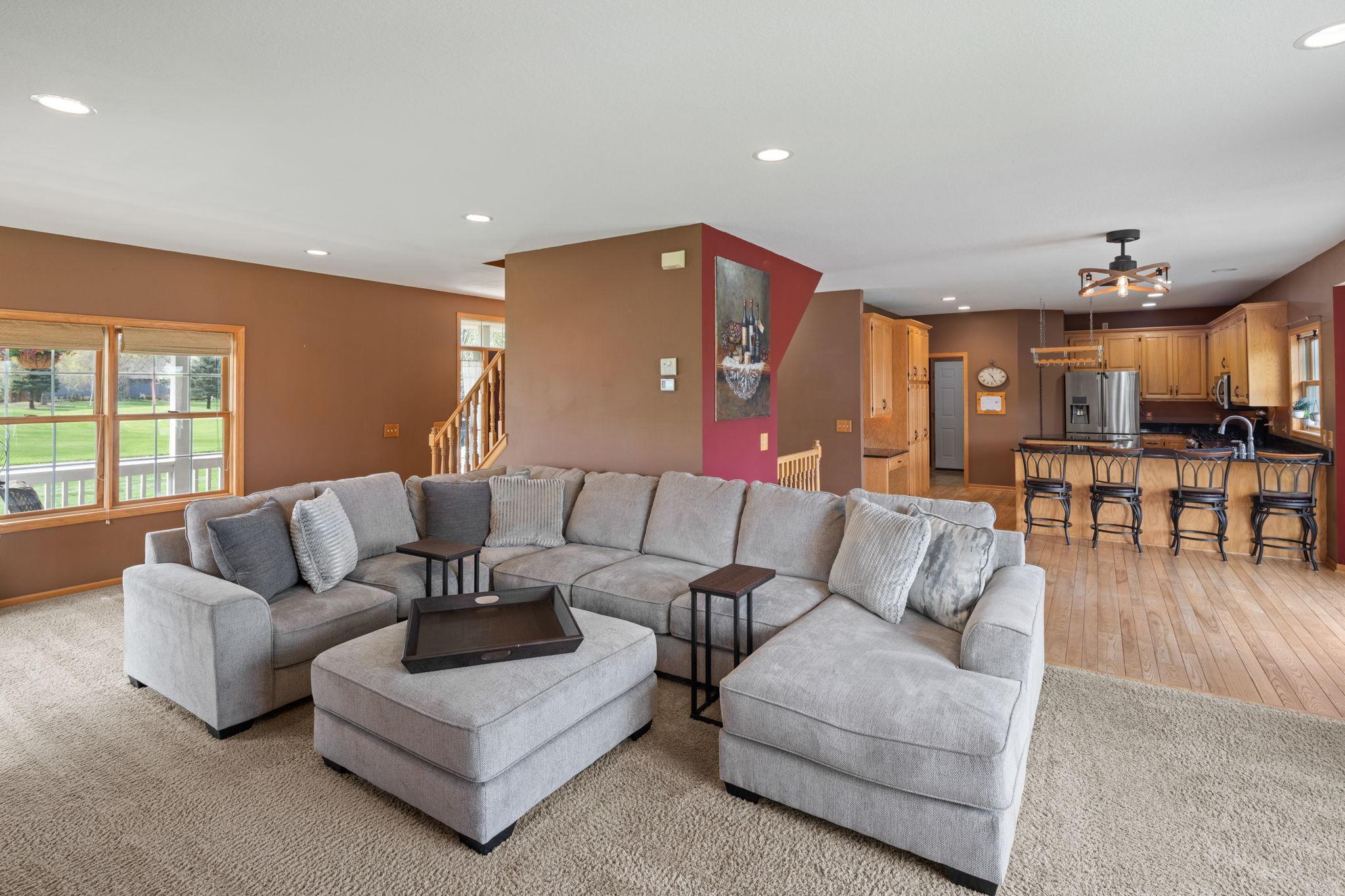 19-web-or-mls-2723-174th-ave-ne.jpg
