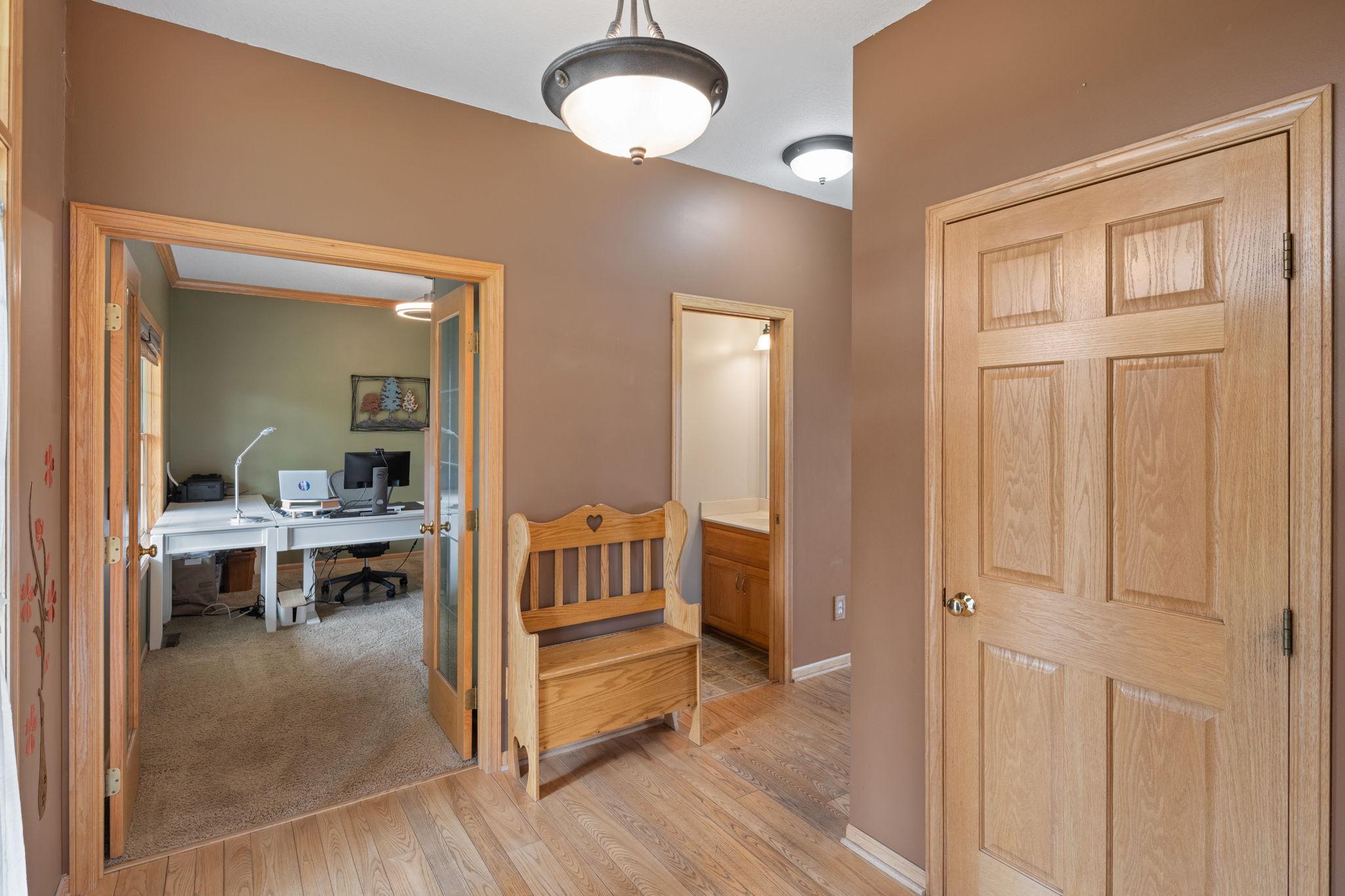16-web-or-mls-2723-174th-ave-ne.jpg