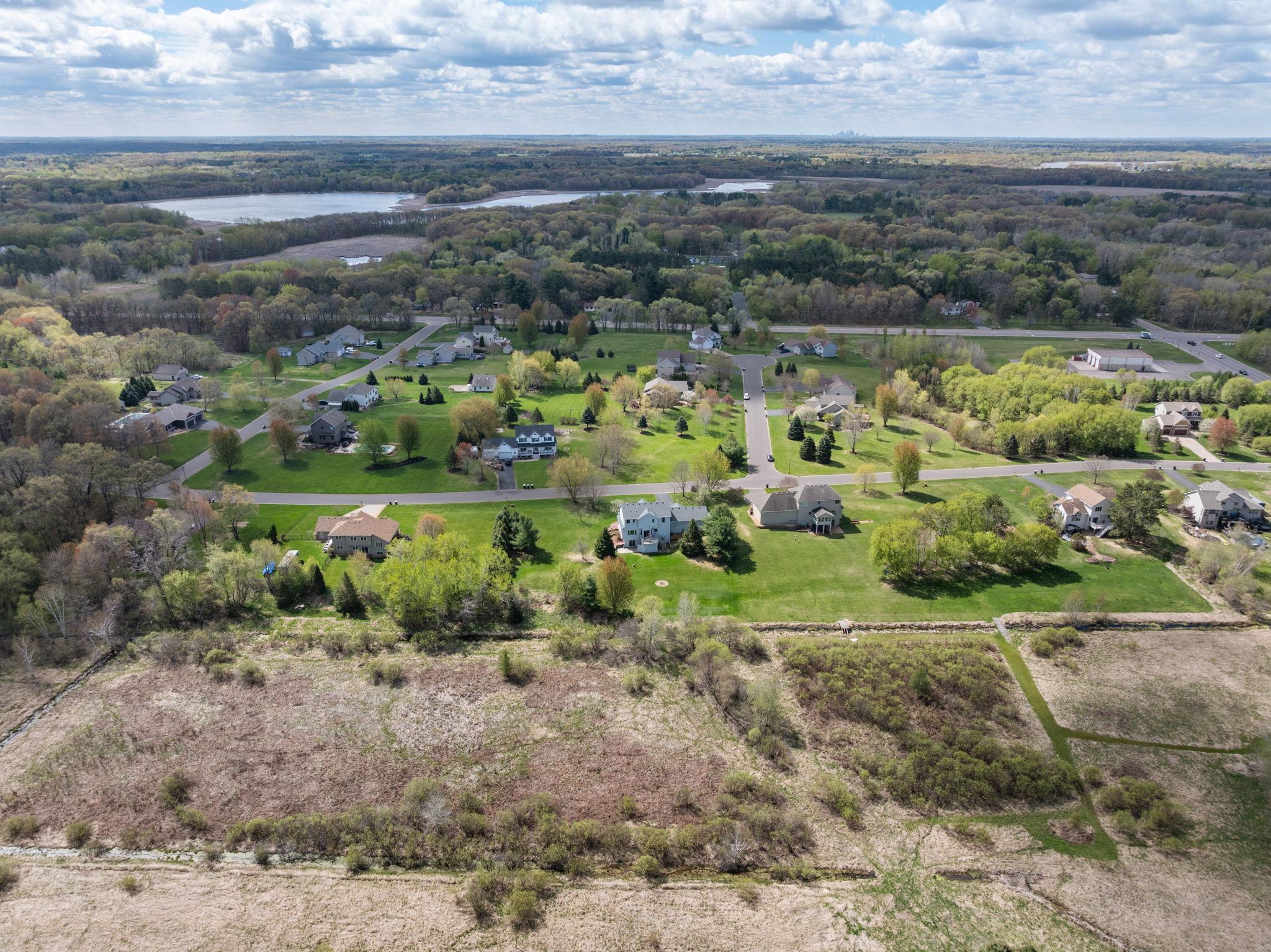 6-web-or-mls-2723-174th-ave-ne.jpg