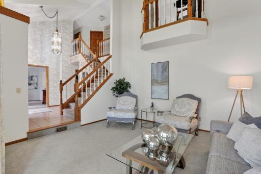 8842 Hillswick Trail, Minneapolis, MN 55443