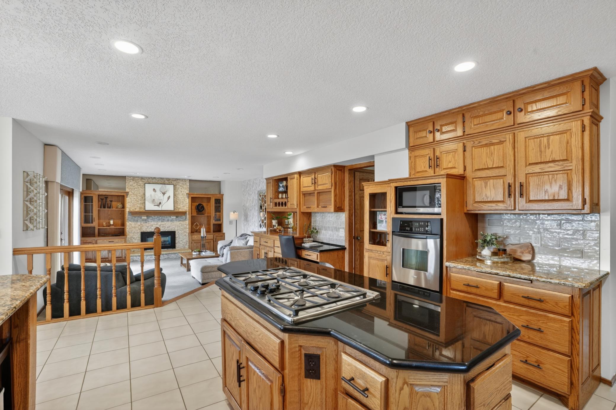 Cabinets have pullouts