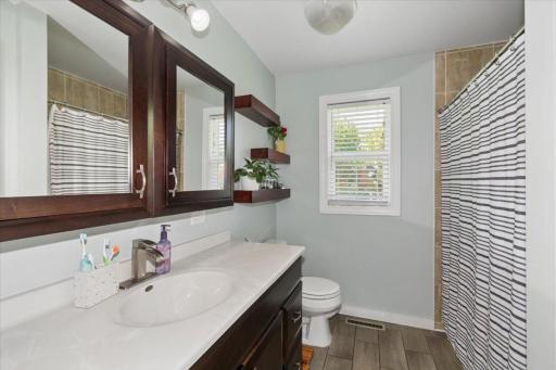 752 Lathrop Drive, Northfield, MN 55057