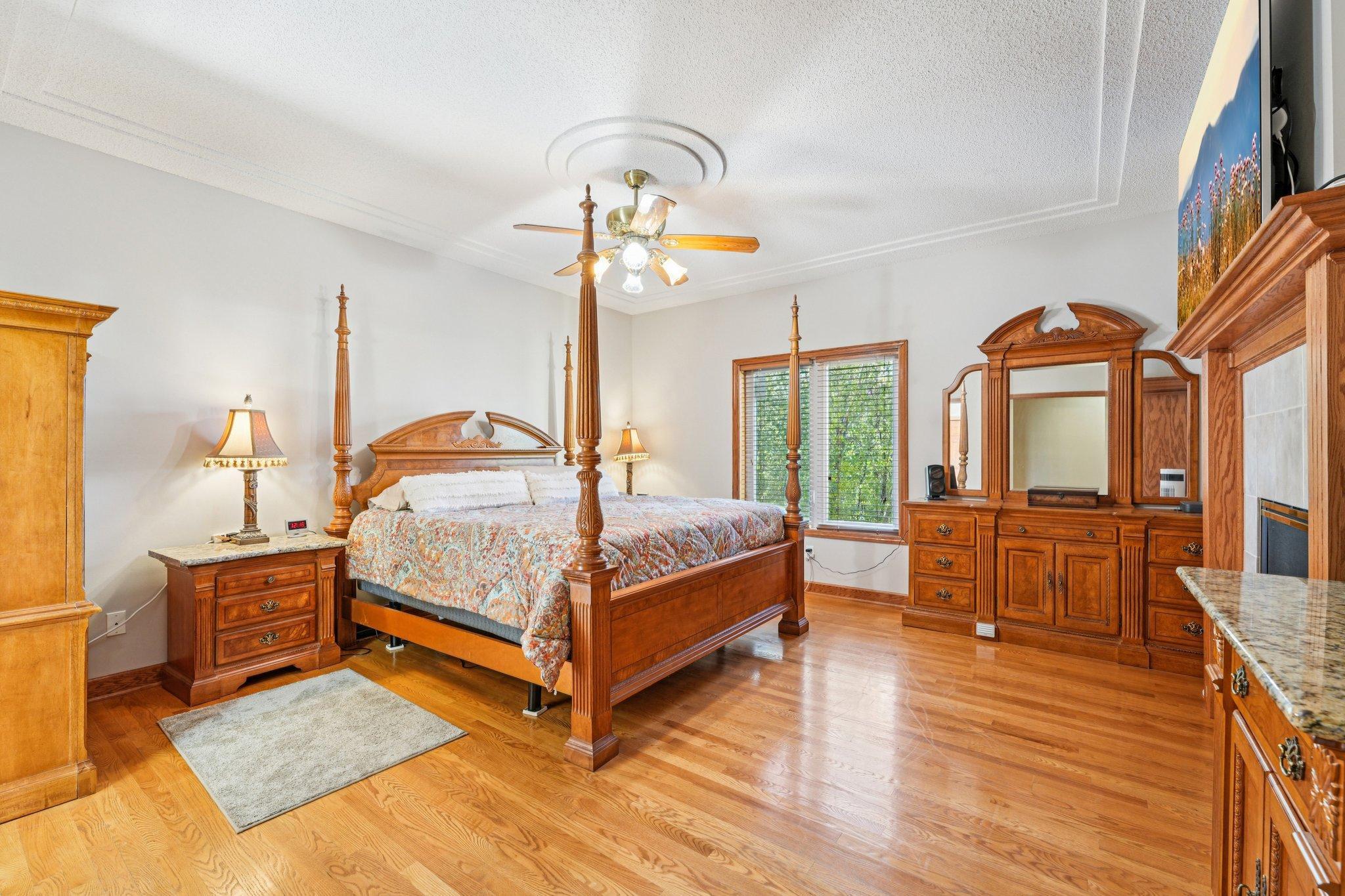 Enjoy main level living in the is expansive primary bedroom with ensuite bath.