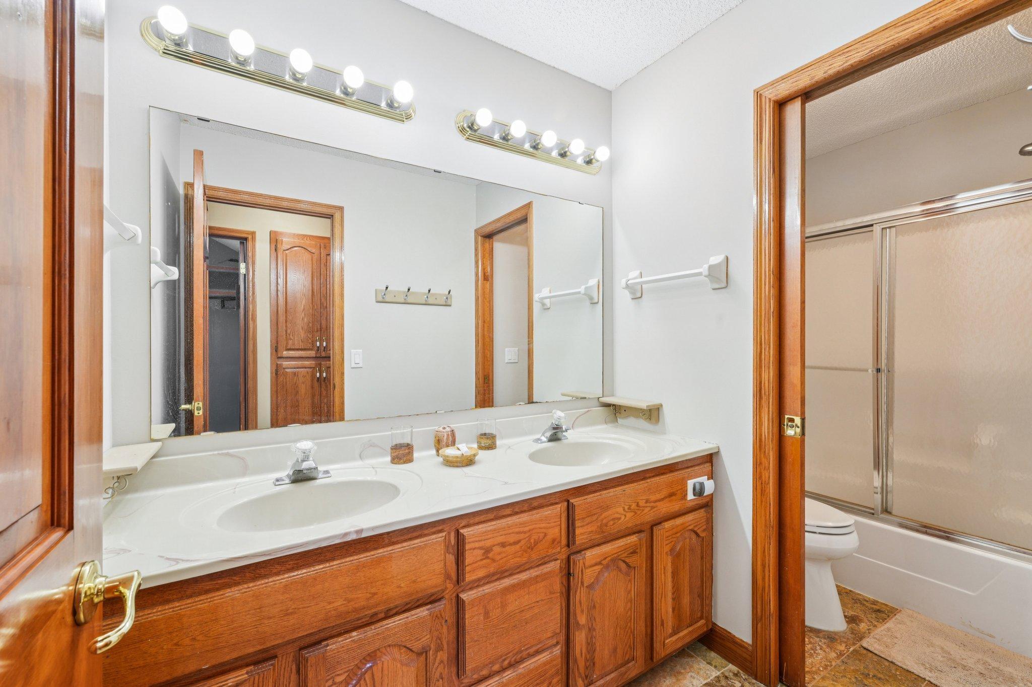 Shared full bathroom on 2nd level.