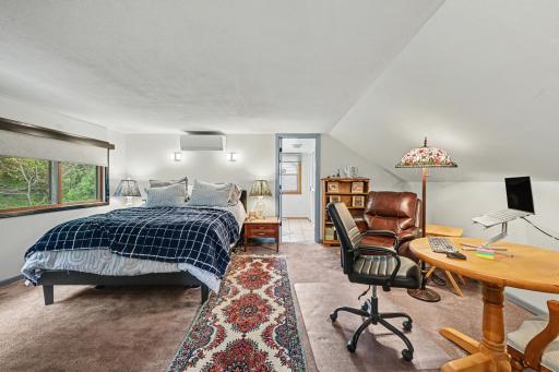 885 Old Lexington Avenue, Saint Paul, MN 55116