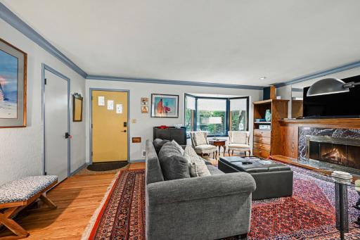 885 Old Lexington Avenue, Saint Paul, MN 55116