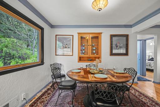 885 Old Lexington Avenue, Saint Paul, MN 55116