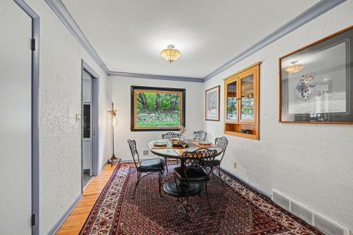 885 Old Lexington Avenue, Saint Paul, MN 55116